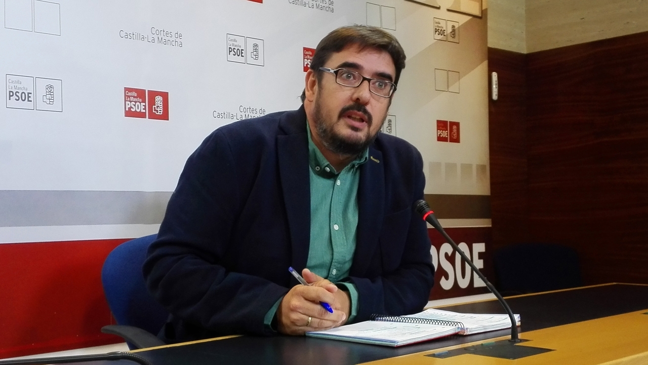 El PSOE insta los dirigentes del PP de C-LM &quot;a dejar a un lado la demagogia y los insultos y ayudar a reconstruir la C-LM que Cospedal destrozó&quot;