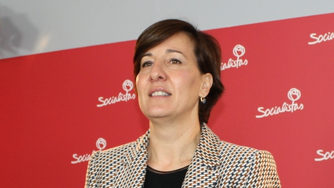 Fernández pide a Cospedal que explique su relación con el "detenido" Arcadio Mateo por supuestos delitos de prevaricación y falsedad documental