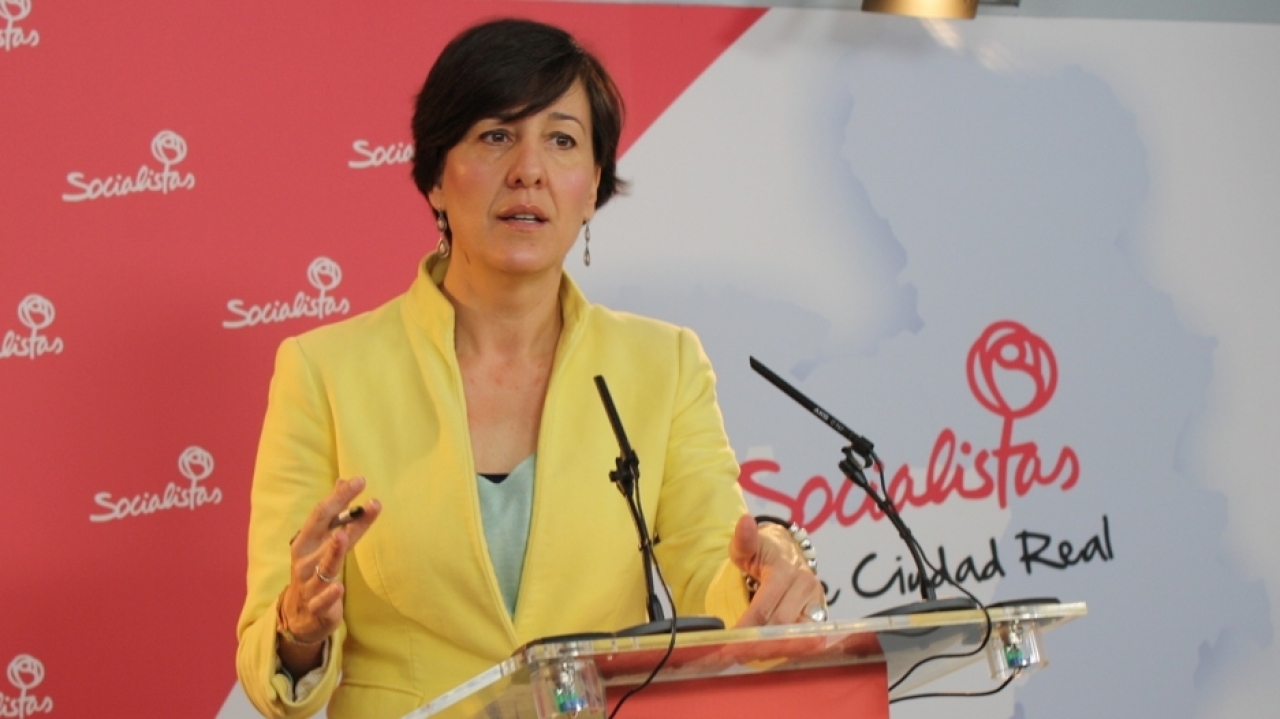 Fernández: "Los cuatro años de recortes de Rajoy y Cospedal no han pasado impunemente y por eso el PP no encuentra quién quiera apoyarles"