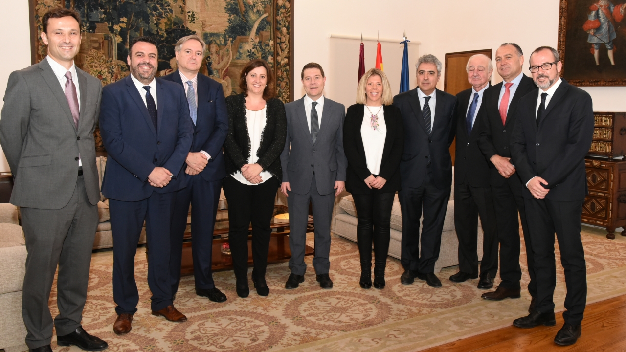 García-Page: "Tenemos la responsabilidad de impedir que el barullo político se traduzca en desconfianza económica y de empleo"