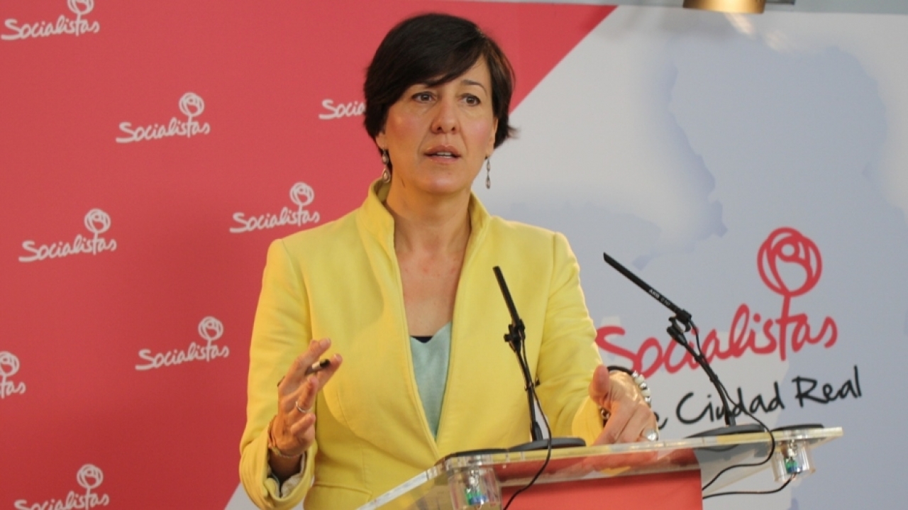 Blanca Fernández: "El PSOE de Pedro Sánchez es la solución para poner fin a los castigos y recortes radicales del Partido Popular"