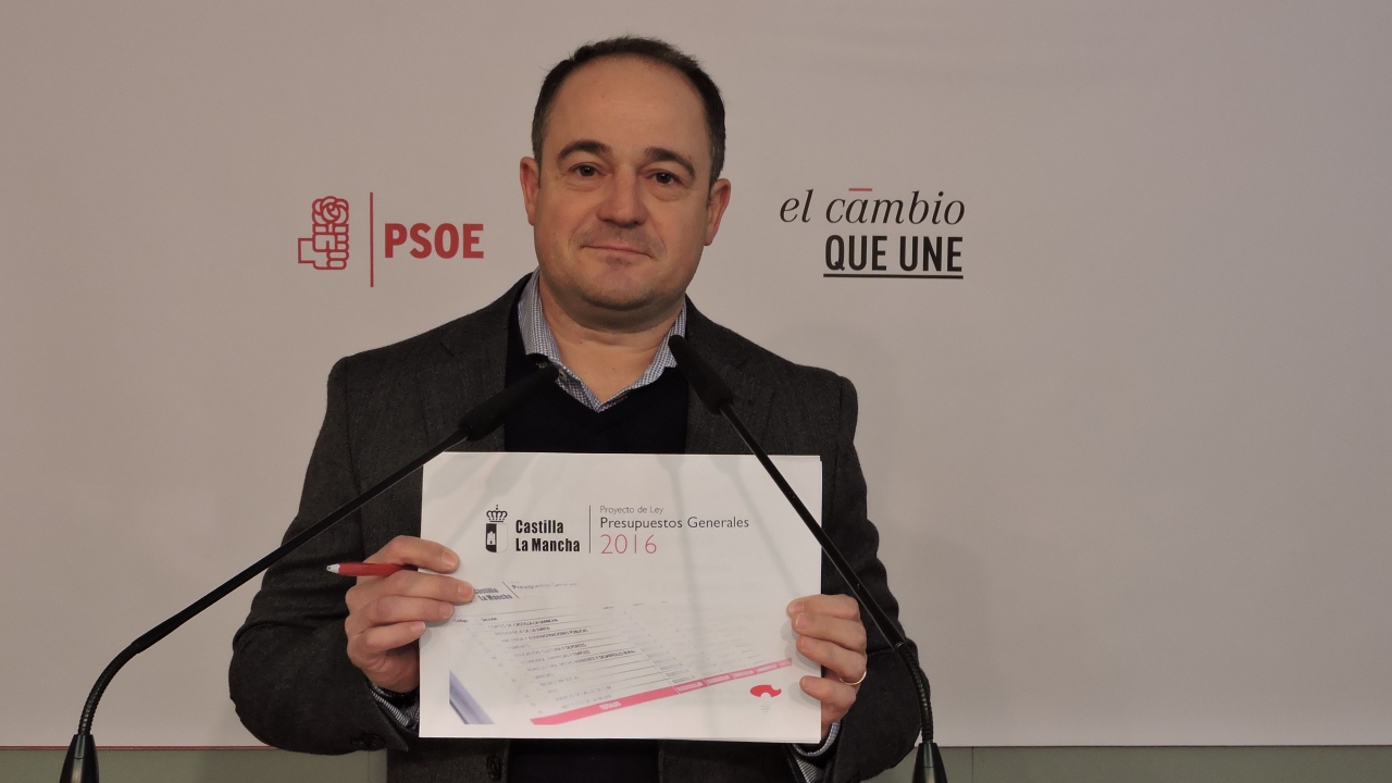 Sáez: "Los Presupuestos regionales para el 2016 destinará el 70% de la inversión a gasto social"