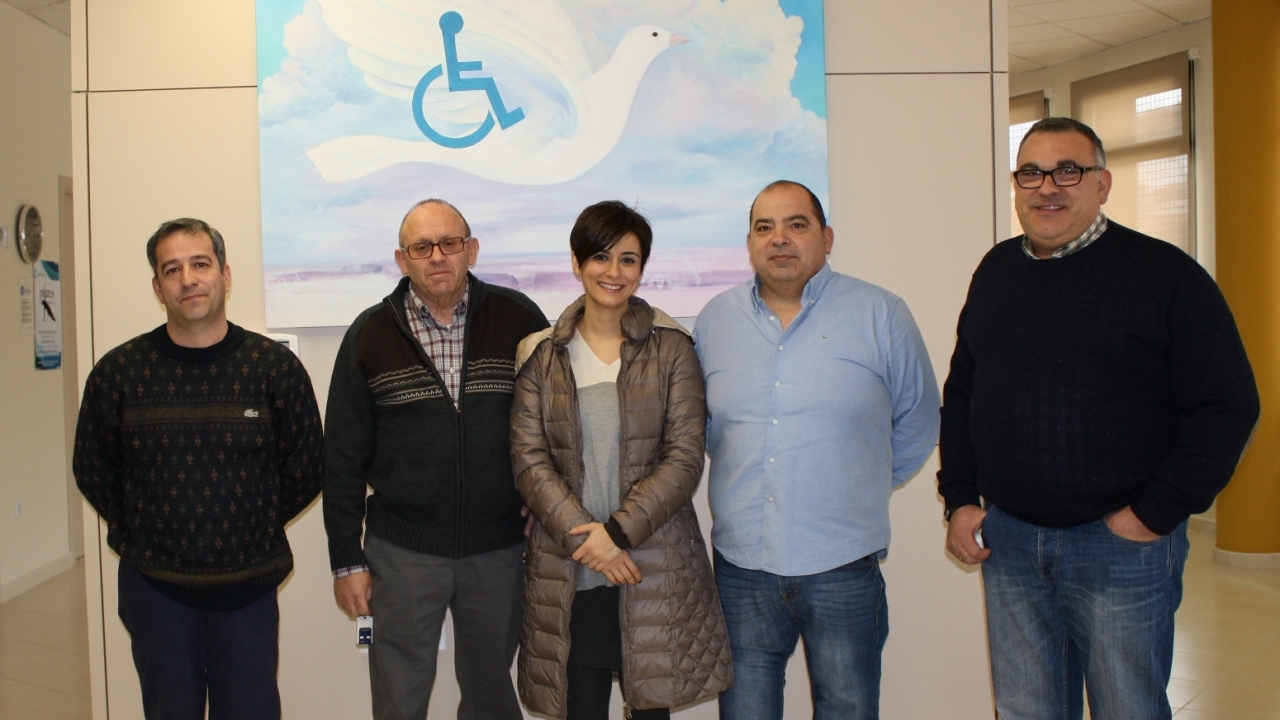 Isabel Rodríguez recalca el compromiso del PSOE por devolver la "dignidad" a las personas con discapacidad, los dependientes y sus familias