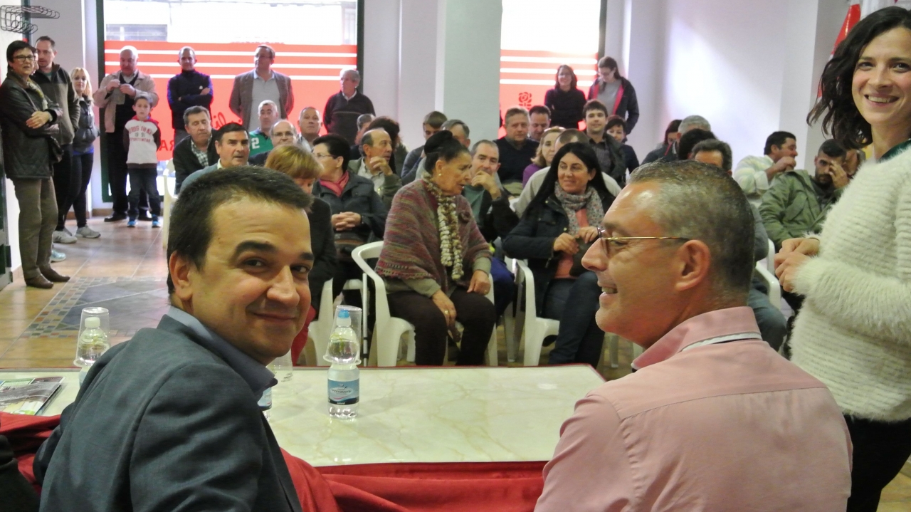 Martínez Arroyo: "Nos interesa que haya jóvenes que quieran incorporarse a la agricultura y que garanticen nuestro futuro"
