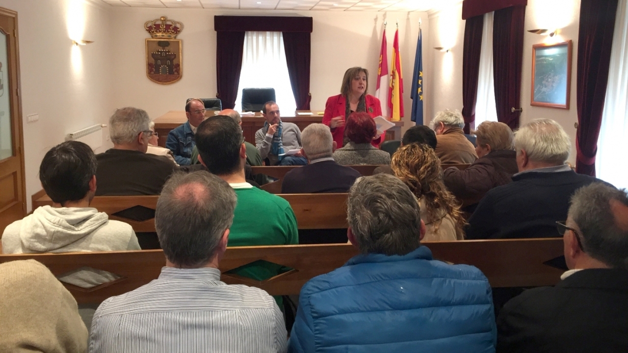 Alcaldes y concejales del PSOE analizan los problemas de seguridad en el medio rural