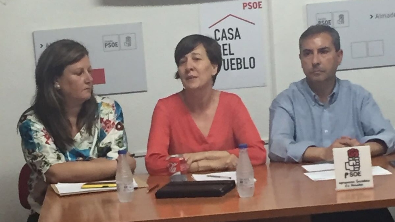 Fernández recalca la necesidad de un gobierno del PSOE que "luche por el futuro de la comarca de Almadén y por su desarrollo industrial y tecnológico"