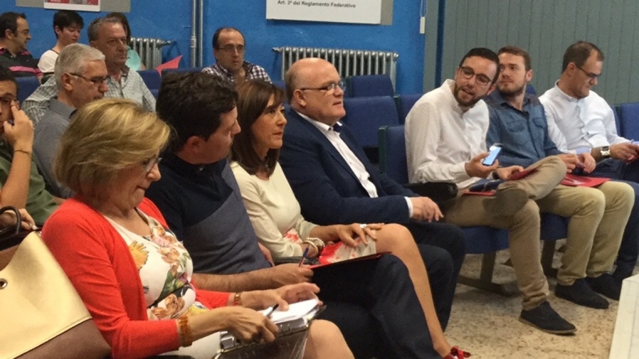 "La palabra Cospedal no es precisamente sinónimo de conciliación de la vida laboral y personal"