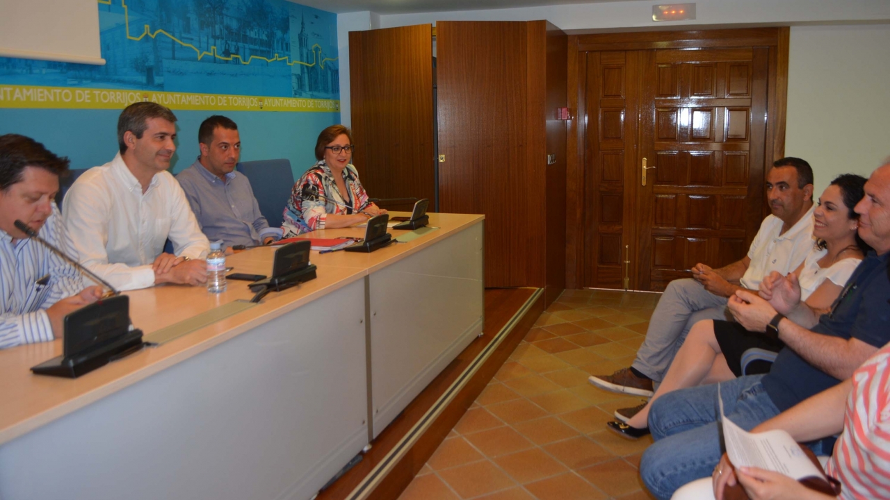 Gutiérrez: "Tenemos programa líder, relato y, como en Castilla-la Mancha, hechos diferenciadores"