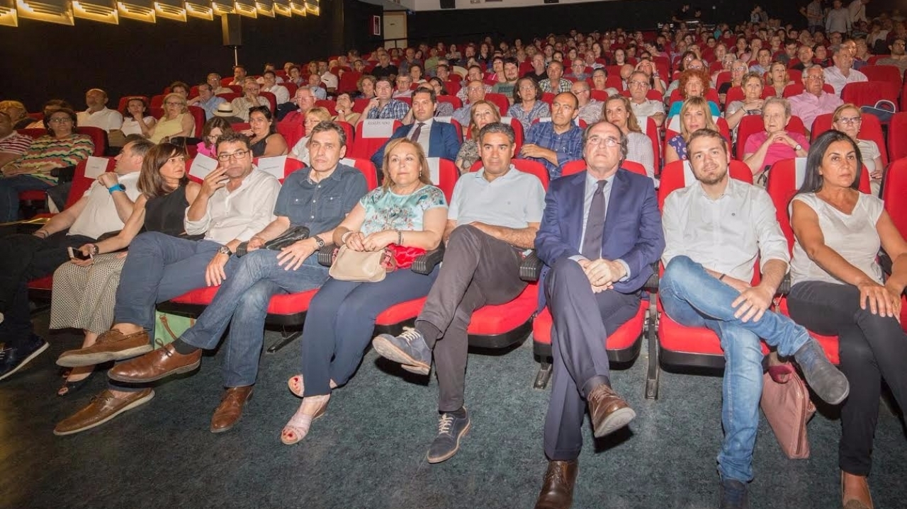 El PSOE apuesta por liderar el consenso de una ley de educación de todos y para todos