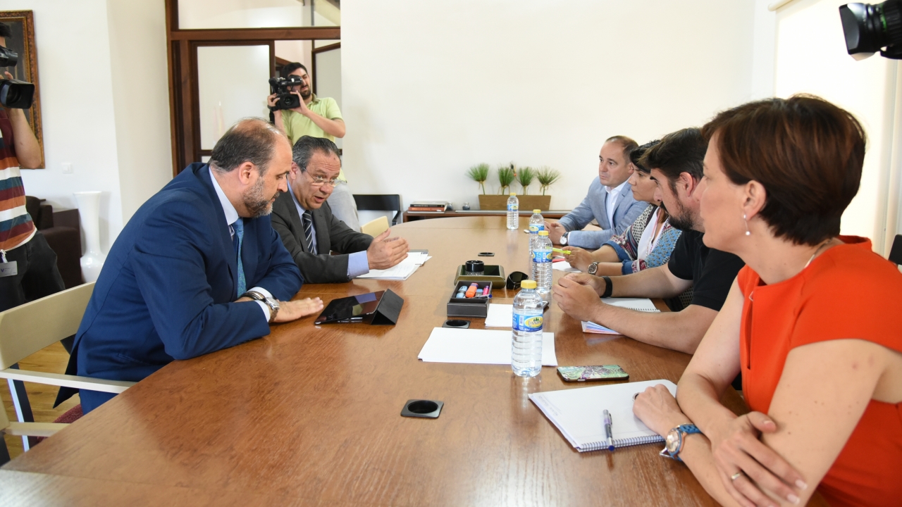 "Es el momento de repensar entre todos un nuevo modelo de financiación autonómica que cubra las necesidades de nuestra región"