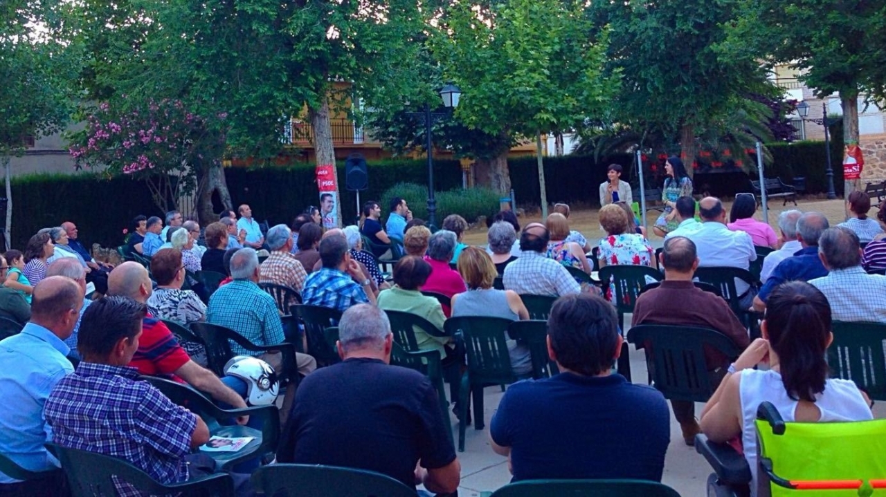 Rodríguez: "España no está para juegos porque lo que está en juego son las becas, las pensiones, la sanidad pública, el empleo o la dependencia"