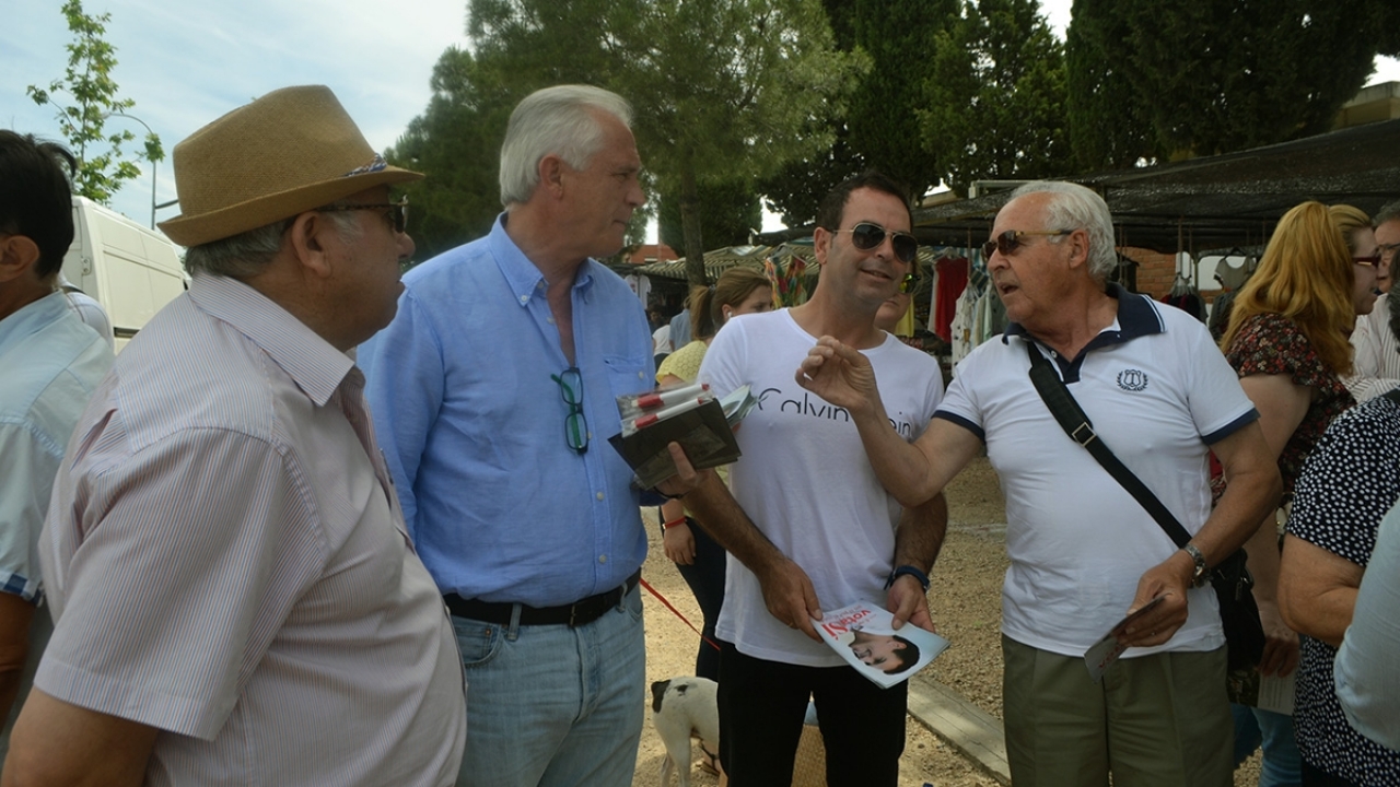 Camacho asegura que una de las primeras medidas que adopte el PSOE será derogar la reforma laboral