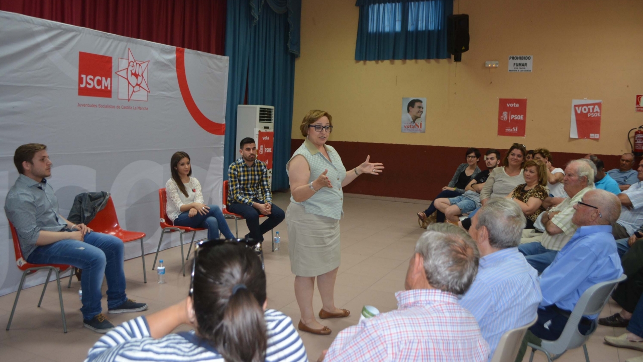 "El PSOE blindará la sanidad en la Constitución y recuperará su universalidad y calidad"