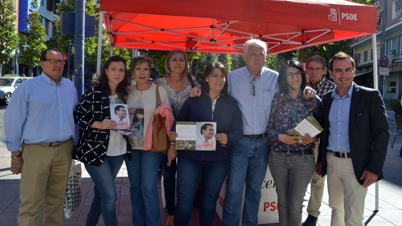 Camacho valora de forma positiva una campaña electoral cercana y abierta a los ciudadanos