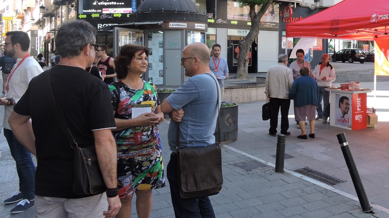 "La tijera de Cospedal y Rajoy han afectado a todos los ámbitos, pero en educación ha sido sangrante"