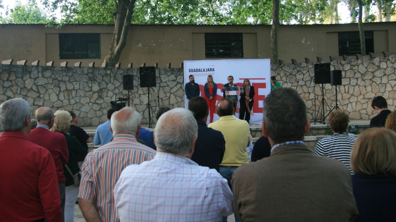 El PSOE se compromete con la Fábrica de Paños y la construcción de la depuradora de Brihuega