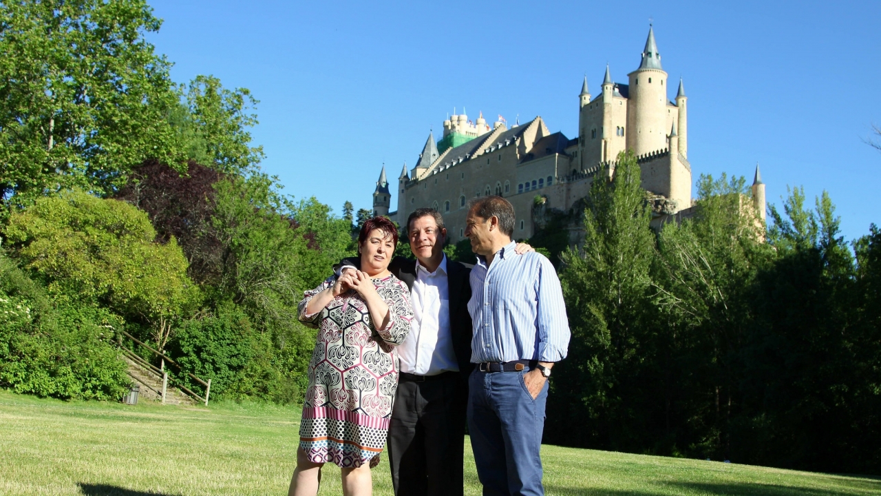 "Cuando la gente vaya a votar el 26-J que sepa que nuestro voto ni por activa ni por pasiva favorecerá un gobierno del PP"