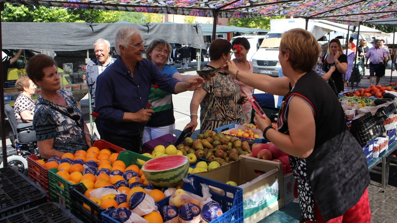 Barreda pide el apoyo a los votantes socialistas y a los "desencantados" con otras formaciones para poner fin al gobierno dañino de Rajoy