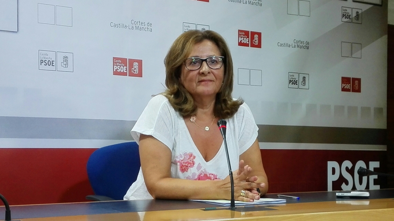 "La futura ley de caza protege el medio rural y garantiza la igualdad entre los cazadores y eso molesta en el PP"