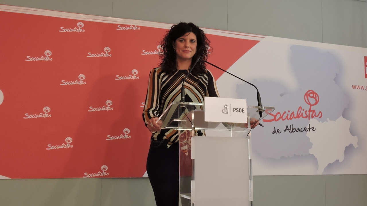 Josefina Navarrete: "El PP no está legitimado para hablar de sanidad pública en Castilla-La Mancha"