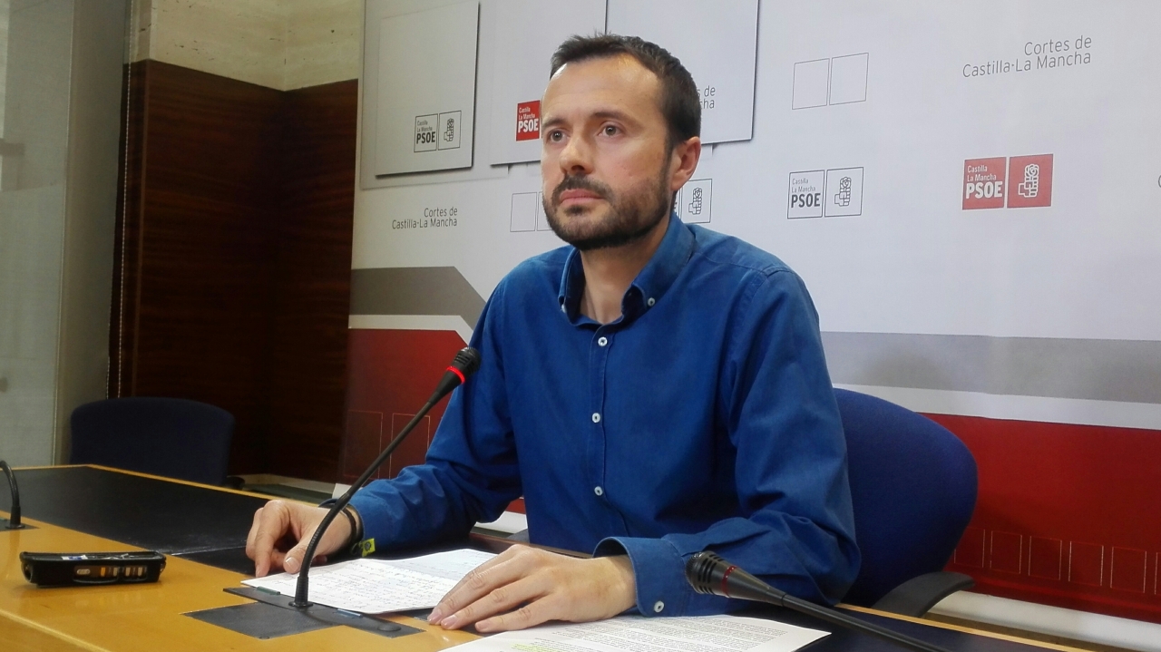 "El nuevo hospital de Toledo va a ser más grande, con más servicios y más camas que el quería hacer Cospedal y además va a ser público"