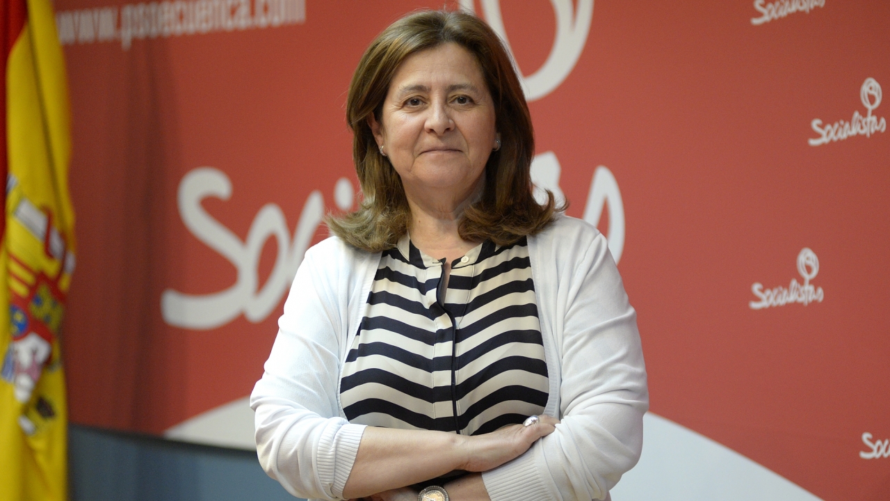 "Que el PP critique el aumento de profesores y la disminución de las ratios deja claro su desprecio por la educación"