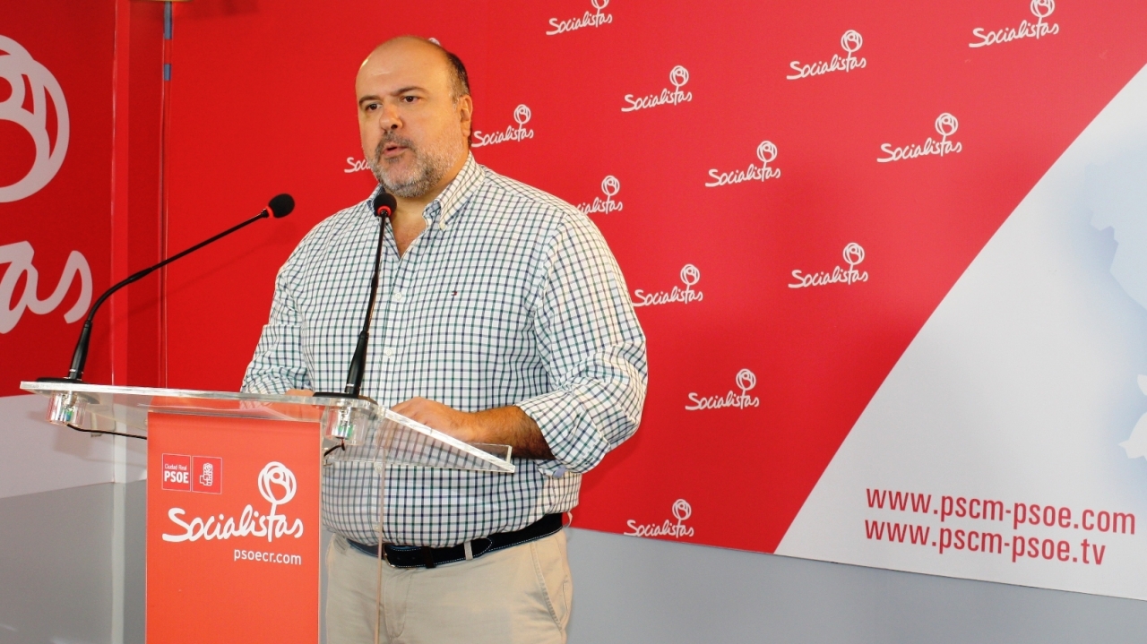 Marín destaca la recuperación de la calidad y la dignidad del sistema educativo a pesar de que el PP "enmascare inserción laboral con abandono escolar"