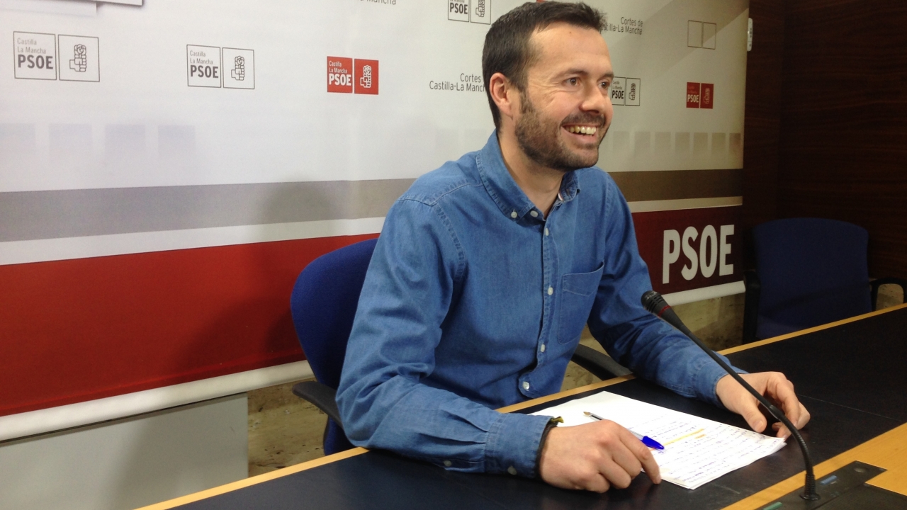 "Es un ofensa para nuestra región que Cospedal considere una carga dedicarse a Castilla-La Mancha"