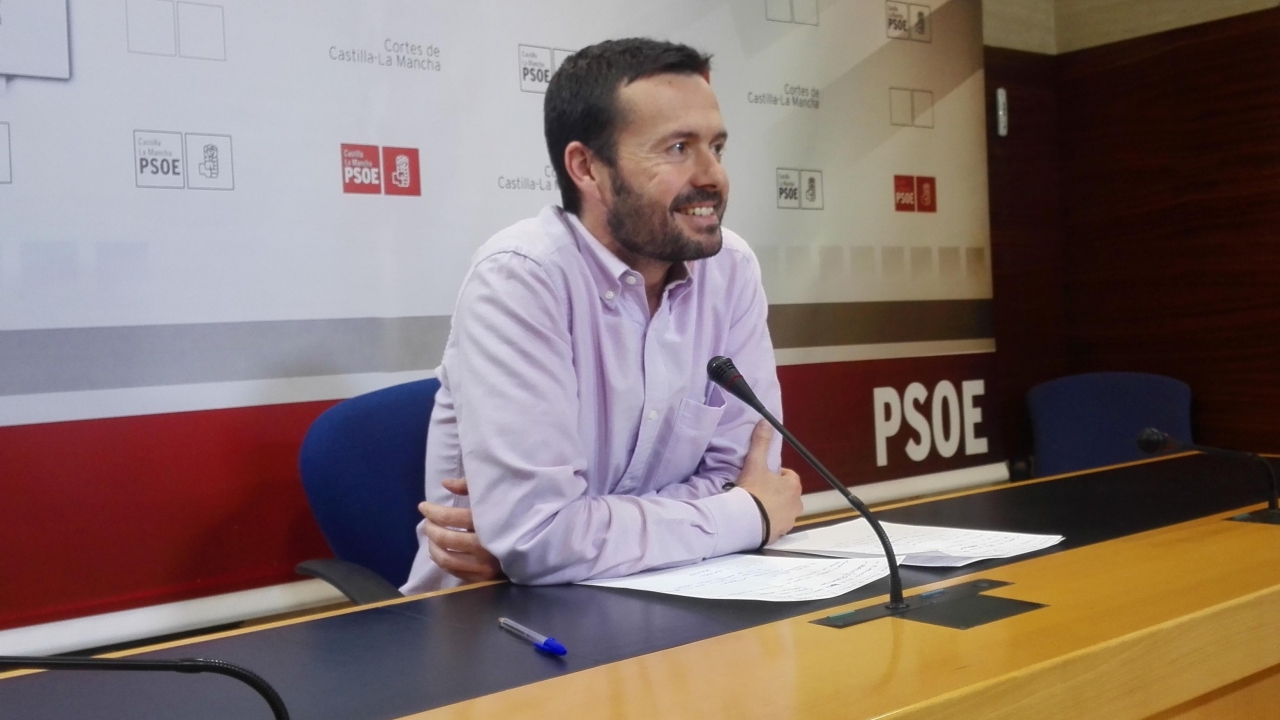 "El gobierno de C-LM publica en la primera quincena de cada mes las listas de espera, el PP primero las escondía y luego las manipulaba"
