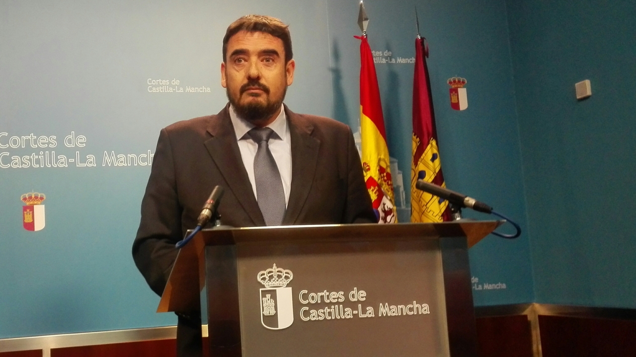 "Ahora es tiempo de aprobar los presupuestos y no de que Podemos lance cortinas de humo negro sobre Seseña para tapar su inoperancia"