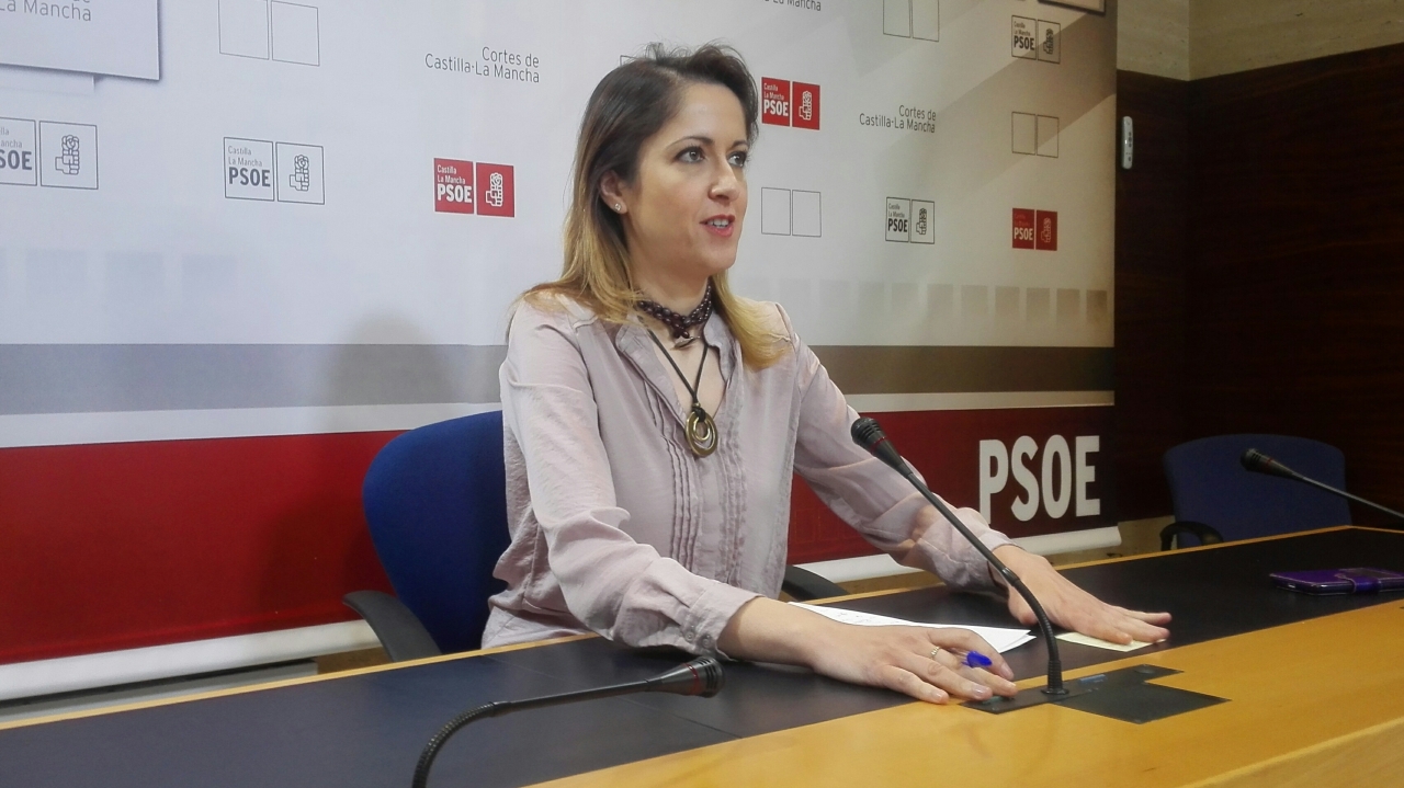 El PSOE pide a Podemos "menos teatro y mas ponerse a trabajar para sacar adelante los presupuestos"