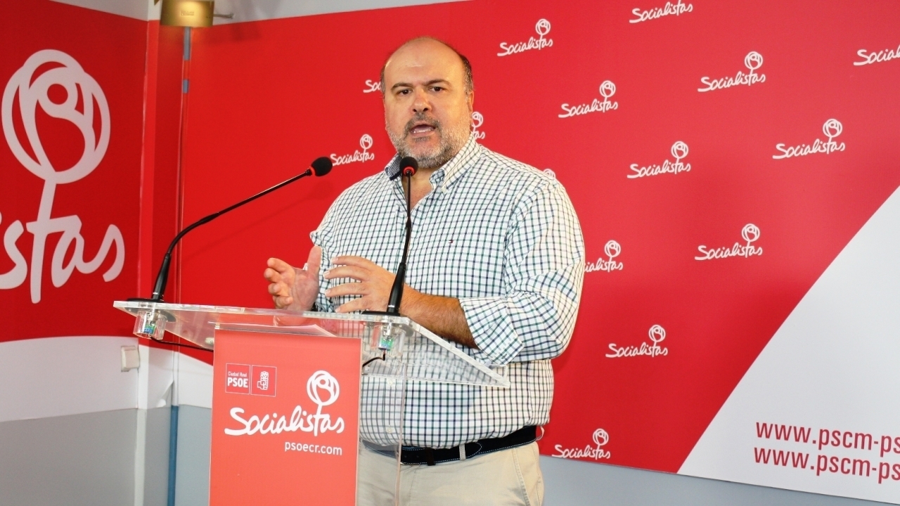 "La Junta no cierra el colegio concertado de Infantes, lo que ha hecho es no conceder dos unidades por falta de alumnos"