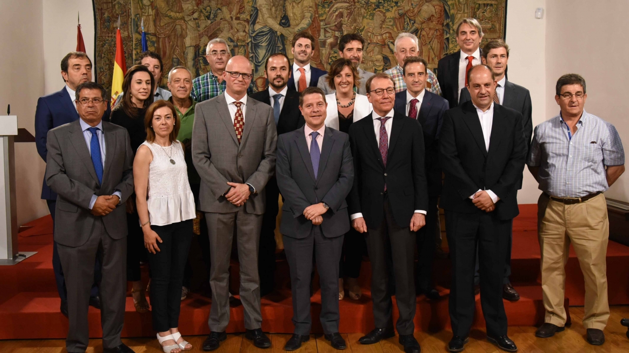 García-Page seguirá trabajando activamente en la aprobación de los Presupuestos sin alterar los "pilares esenciales" asentados en la región