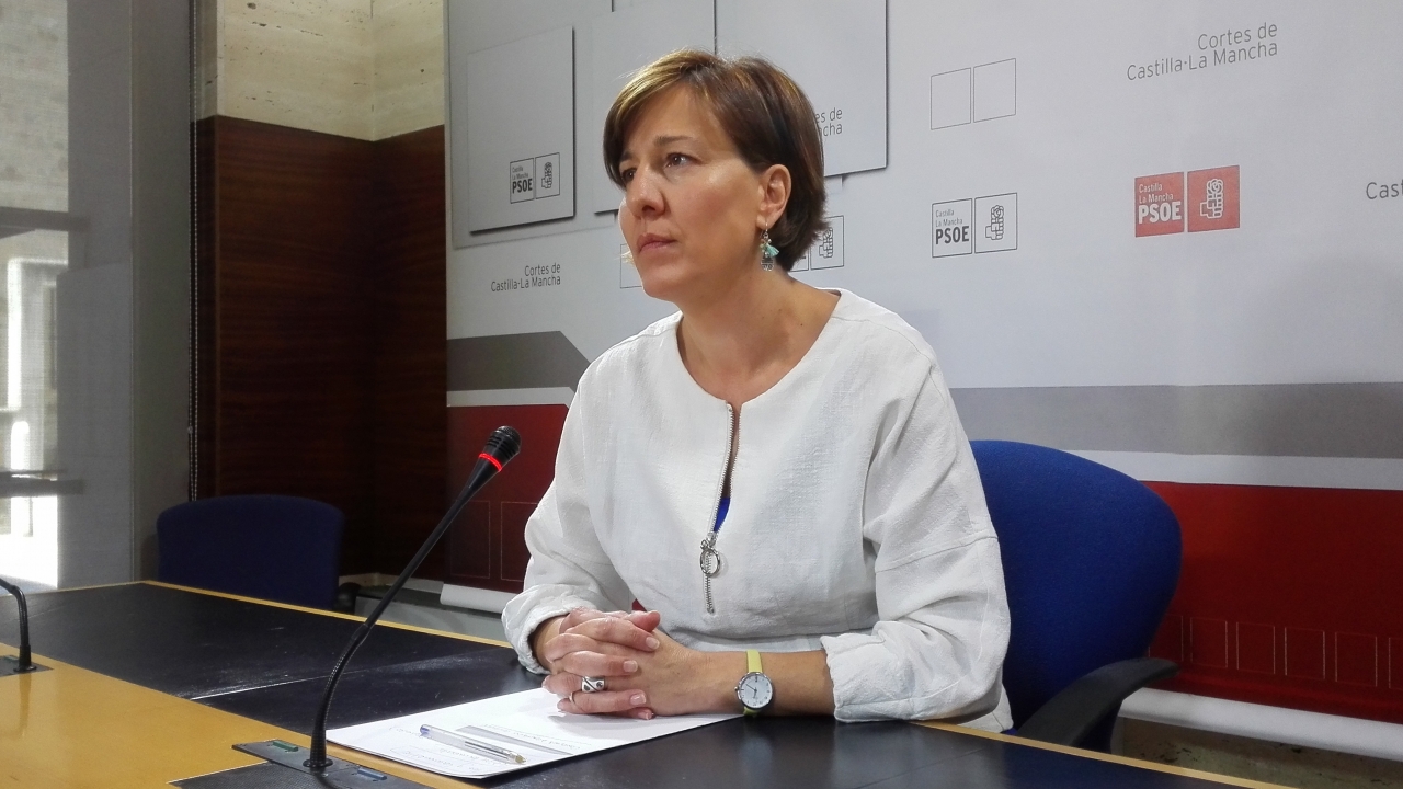 "Desde que gobierna García-Page hay 2.200 empleados públicos más en la Junta, eso es apostar por la recuperación de sus derechos"