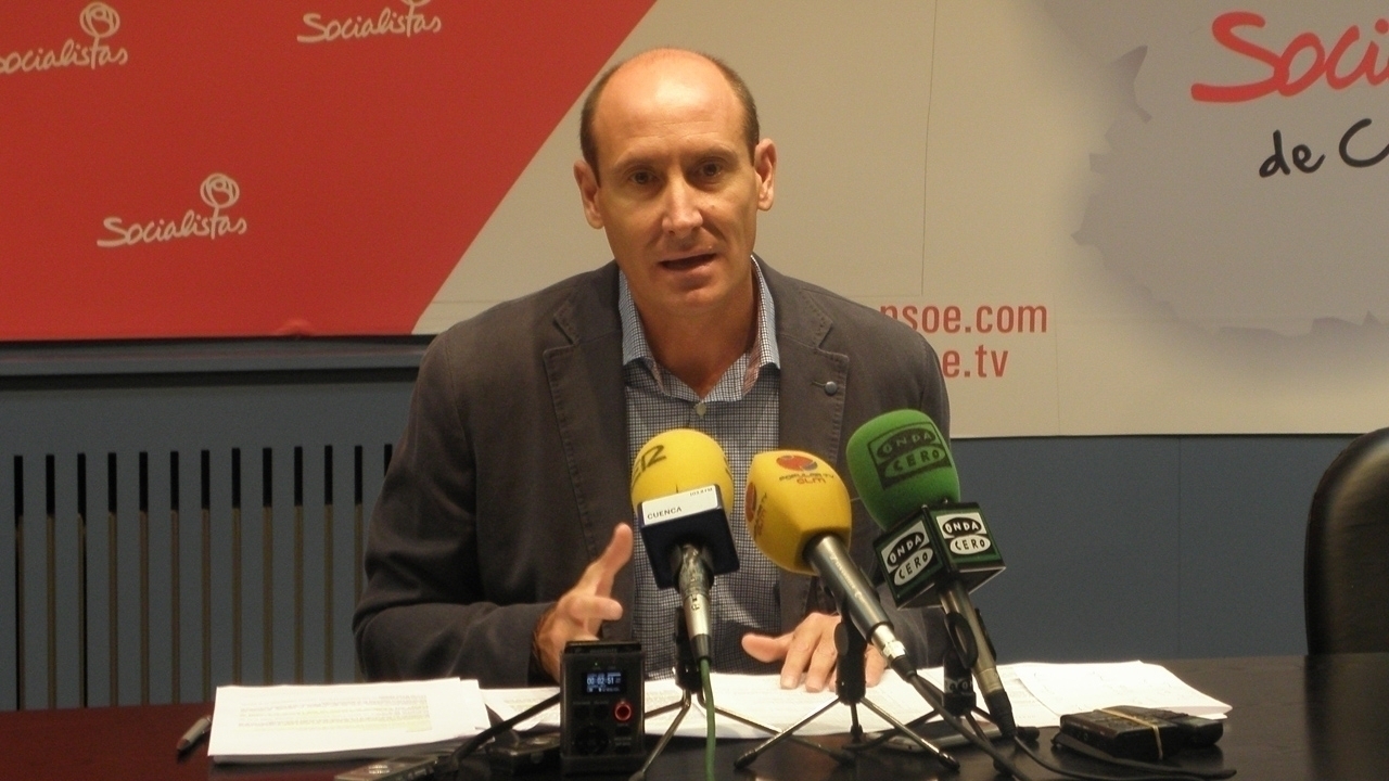 "Los enredos de Benjamín Prieto, ahora sobre el servicio de autobús, empiezan a ser preocupantes"