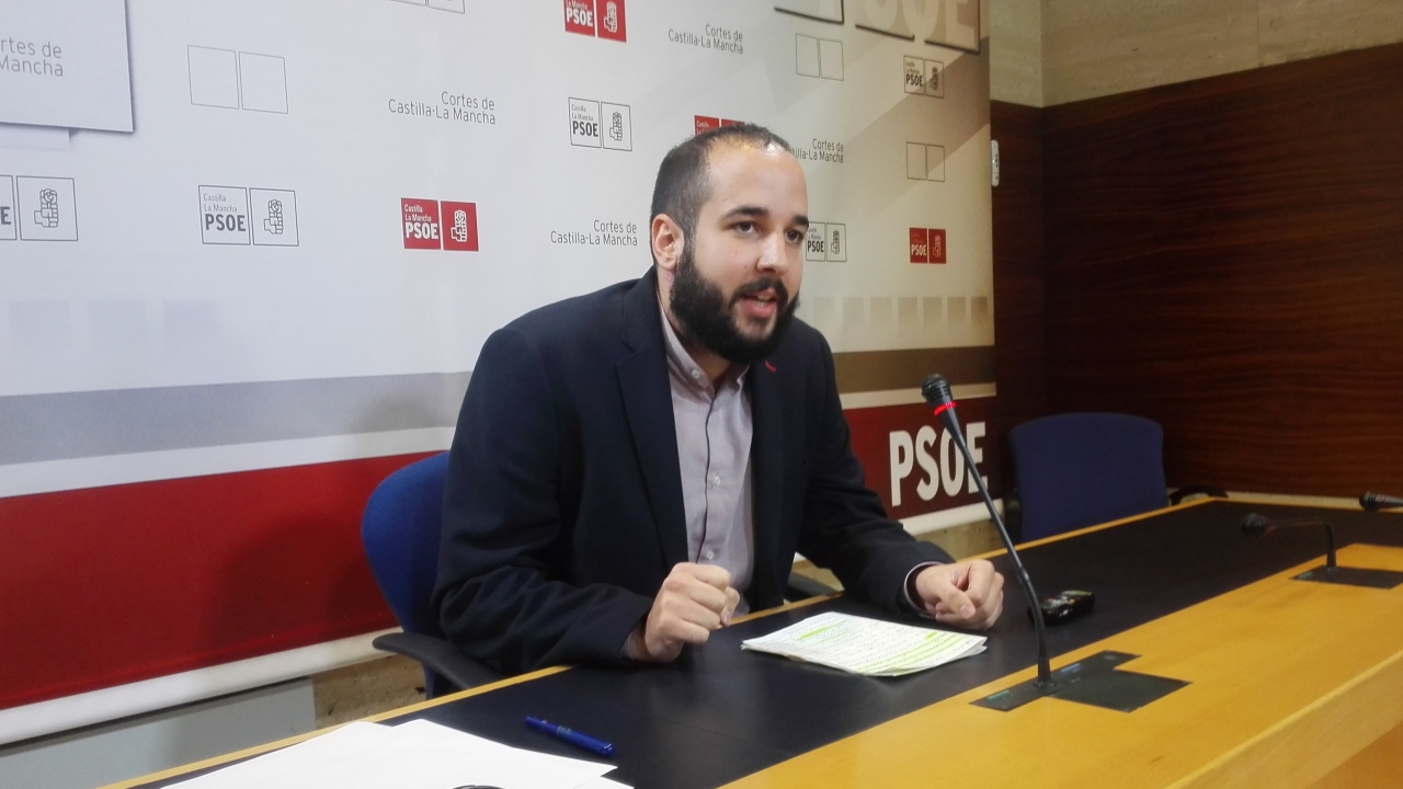 "No es el momento del enredo que busca Cospedal y el PP de C-LM sino de la unidad de los demócratas"