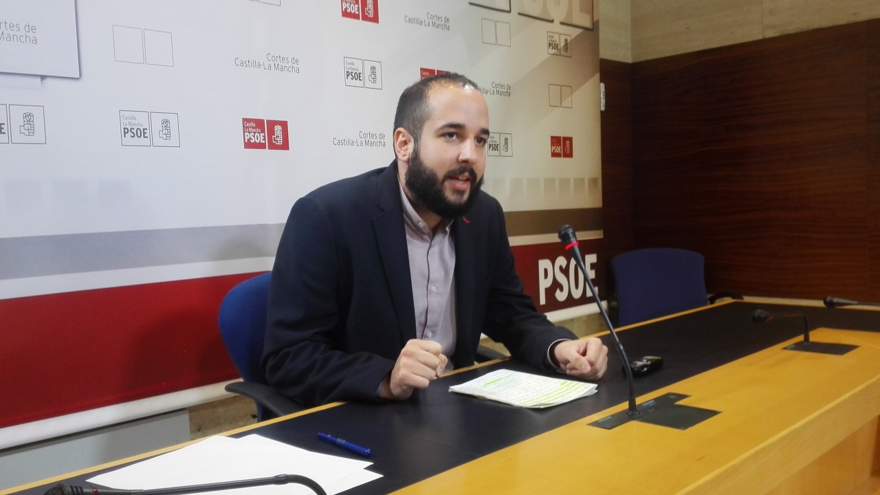 González Caballero pide al PP la misma "responsabilidad" con la que el Gobierno de García-Page va a garantizar el pago de nóminas y becas a la UCLM