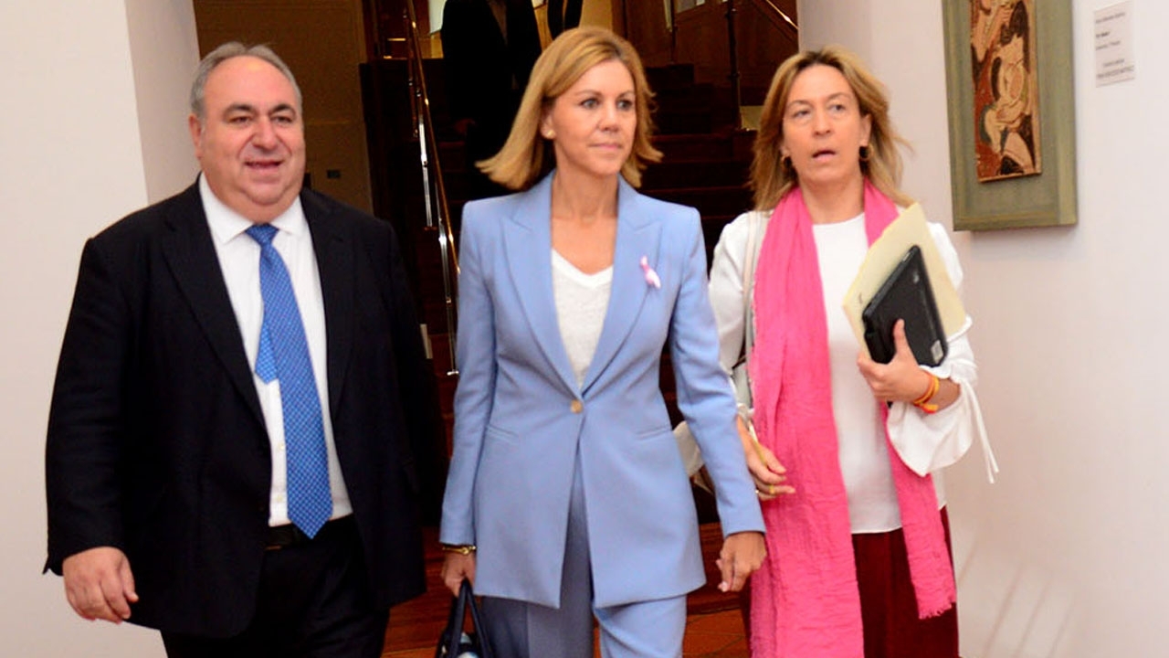 VIDEO.- Cospedal ahora quiere recortar desde la oposición