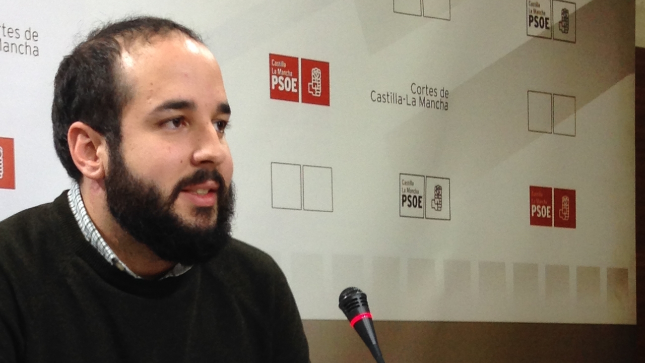 "El PP de Castilla-La Mancha se ha convertido en el partido de los recortes y de los insultos"