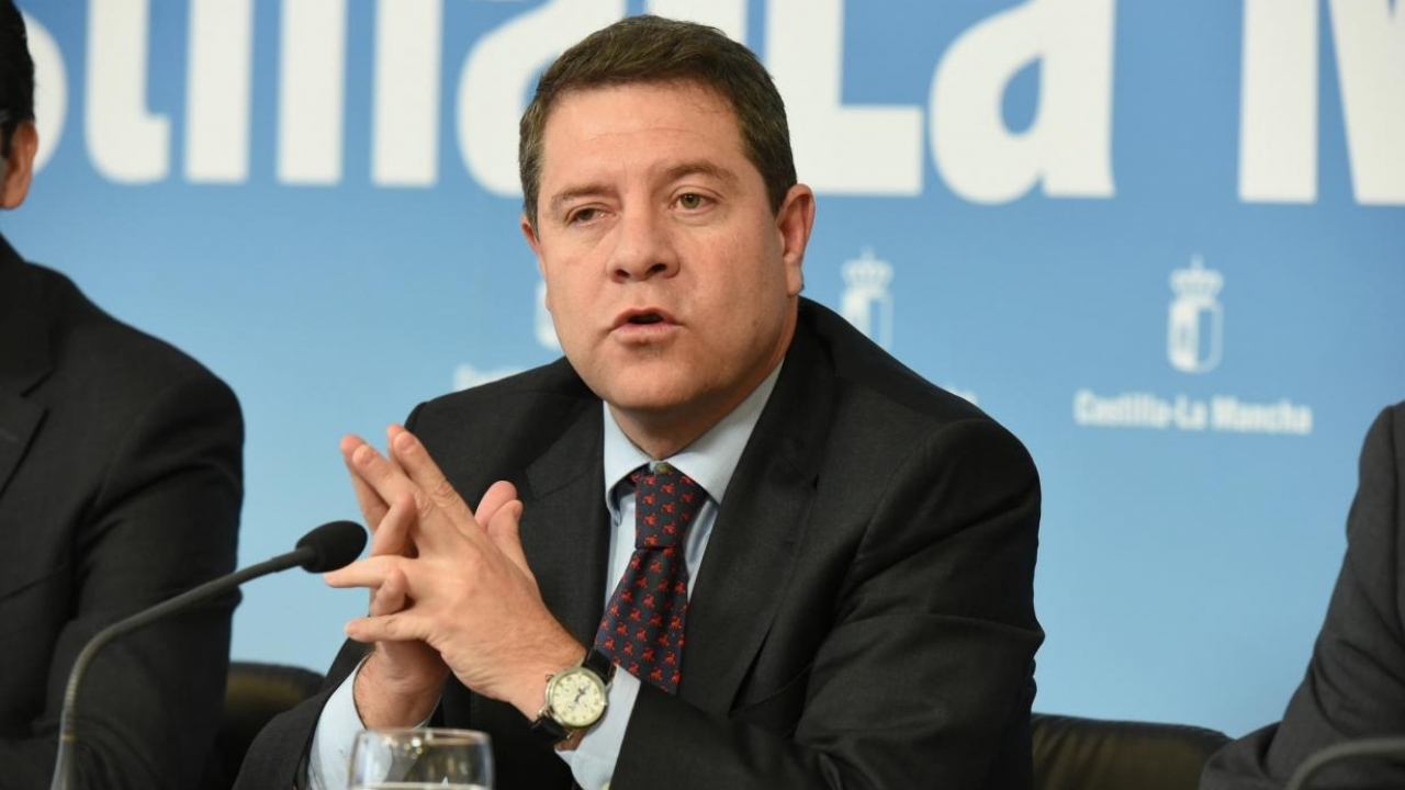 García-Page lamenta que la oposición quiera seguir planteando recortes a través de sus enmiendas al Presupuesto de 2018