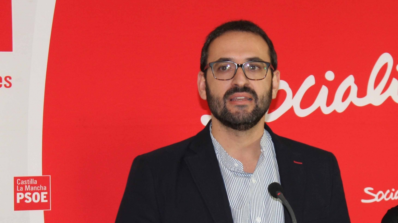 "Lo que Cospedal llama subvenciones es devolver la dignidad y la esperanza a las personas que sufrieron sus recortes"