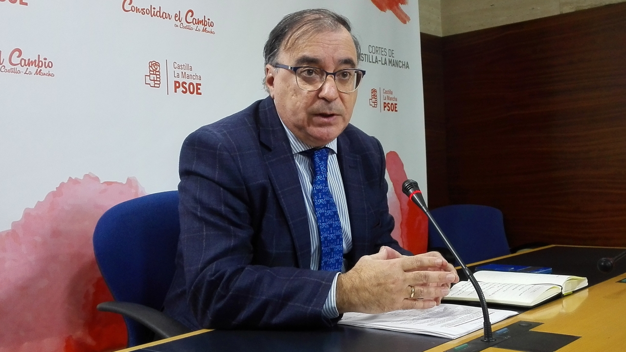 "La sanidad se recupera poco a poco de los recortes de Cospedal, aunque queda mucho por hacer porque los destrozos fueron tremendos"