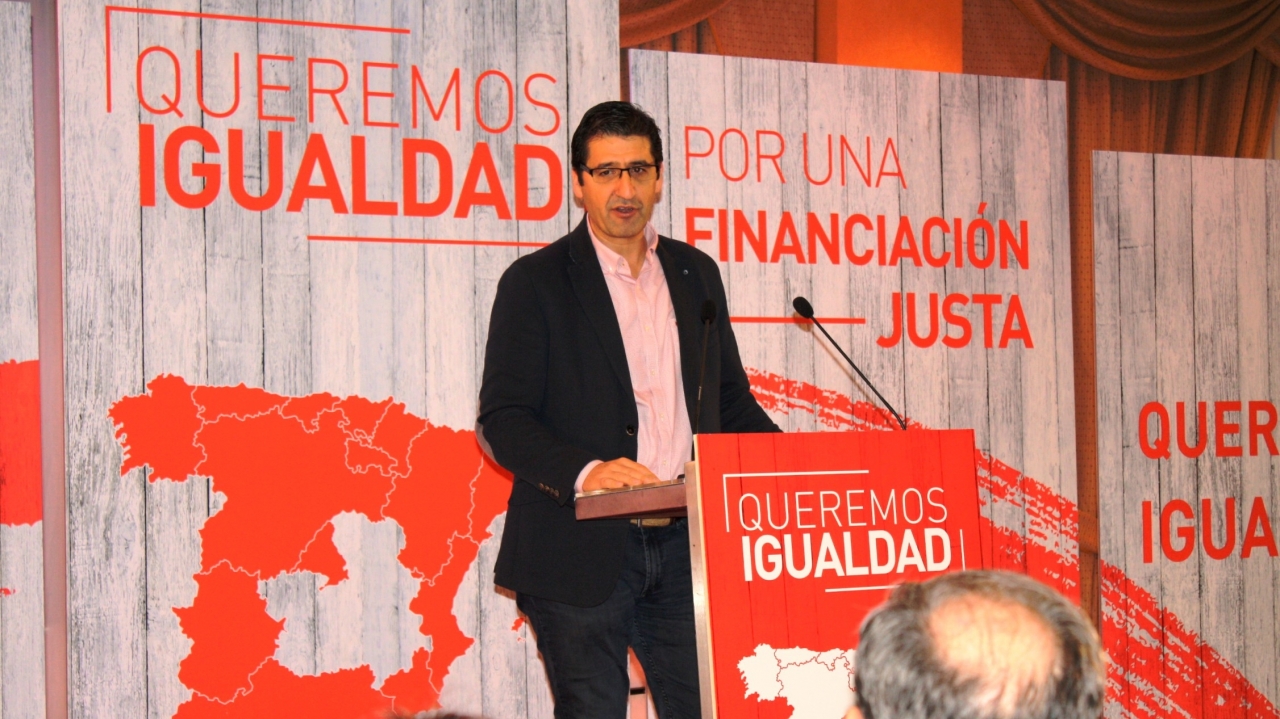 Caballero asegura que "diputaciones y ayuntamientos son las administraciones más cercanas y efectivas en la vida diaria del ciudadano"