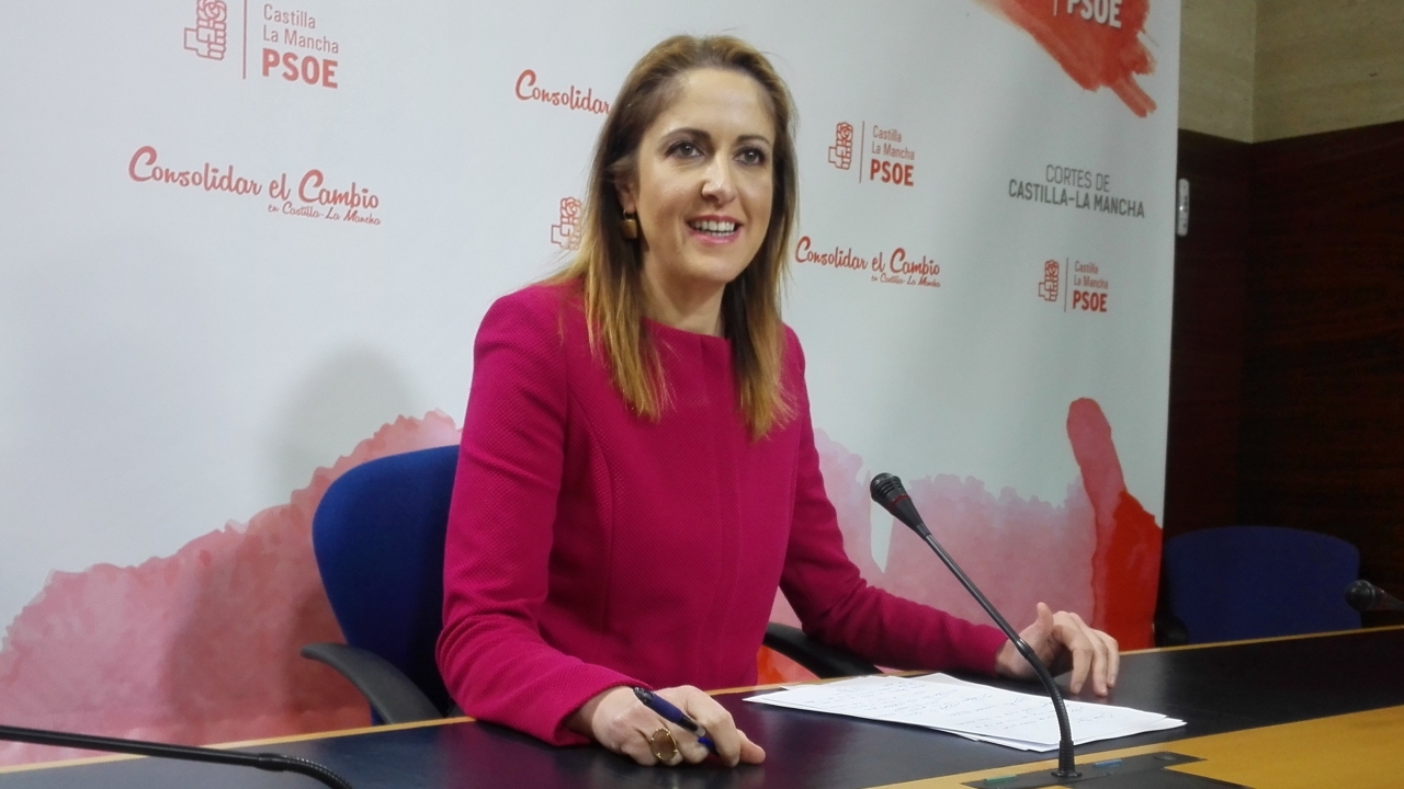 "La desvergüenza del PP no tiene límites; doblaron el déficit y la deuda; ahora se cumple con los criterios de estabilidad y crecemos por encima de la media"