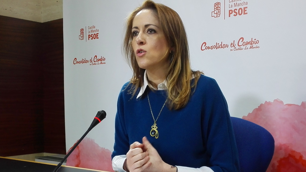 "¿Por qué el PP no pidió comisiones de estudio cuando despidieron a 3.000 profesionales y escondían las listas de espera?"