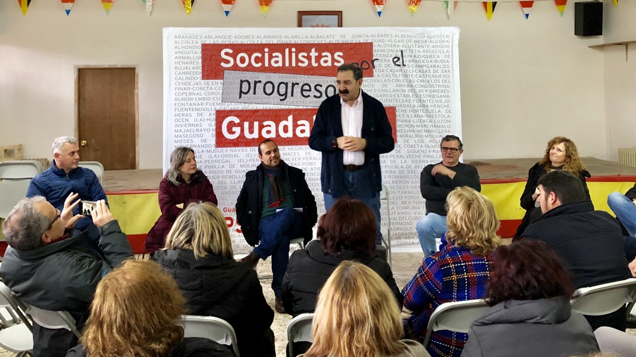 Alcaldes y concejales socialistas de la provincia de Guadalajara presentan un manifiesto en contra del fracking y a favor de la plataforma