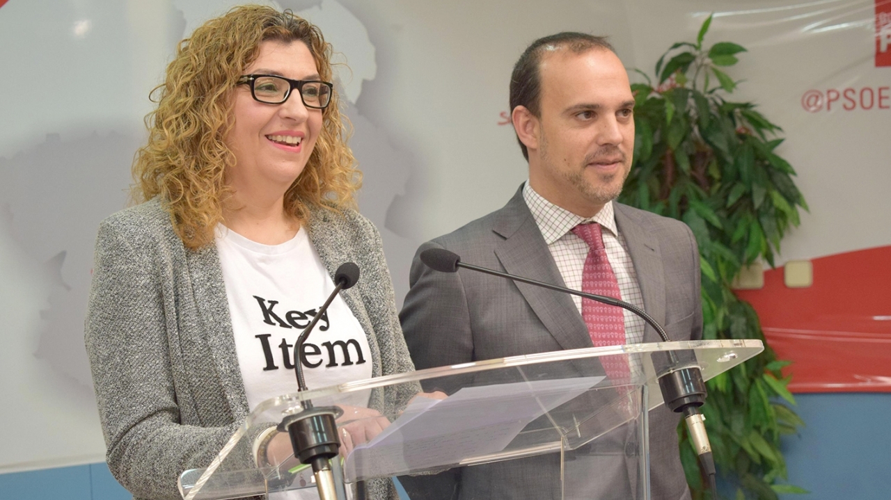 "Lamentamos que Cospedal acuda hoy a un foro sobre igualdad cuando fue la campeona de los recortes en esta materia"