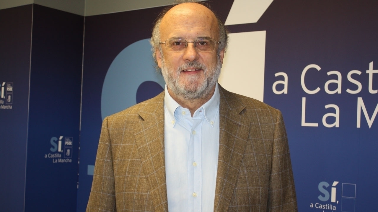 "En CMM son los criterios periodísticos los que marcan la información, con Villa y el PP, era la manipulación"