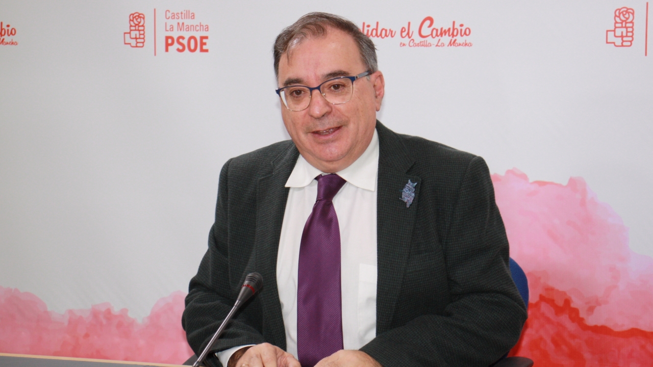 "Las nuevas titulaciones que se van a implantar en la UCLM tienen demanda y tienen salidas profesionales, por eso se han elegido"