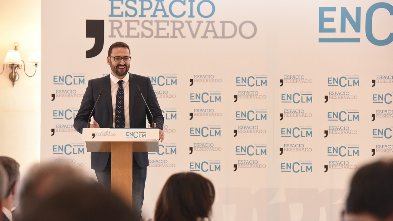 "Europa le ha dicho a Rajoy que tiene que ir poniendo fecha de caducidad al trasvase y eso ha sido gracias a la batalla emprendida por los socialistas de C-LM"